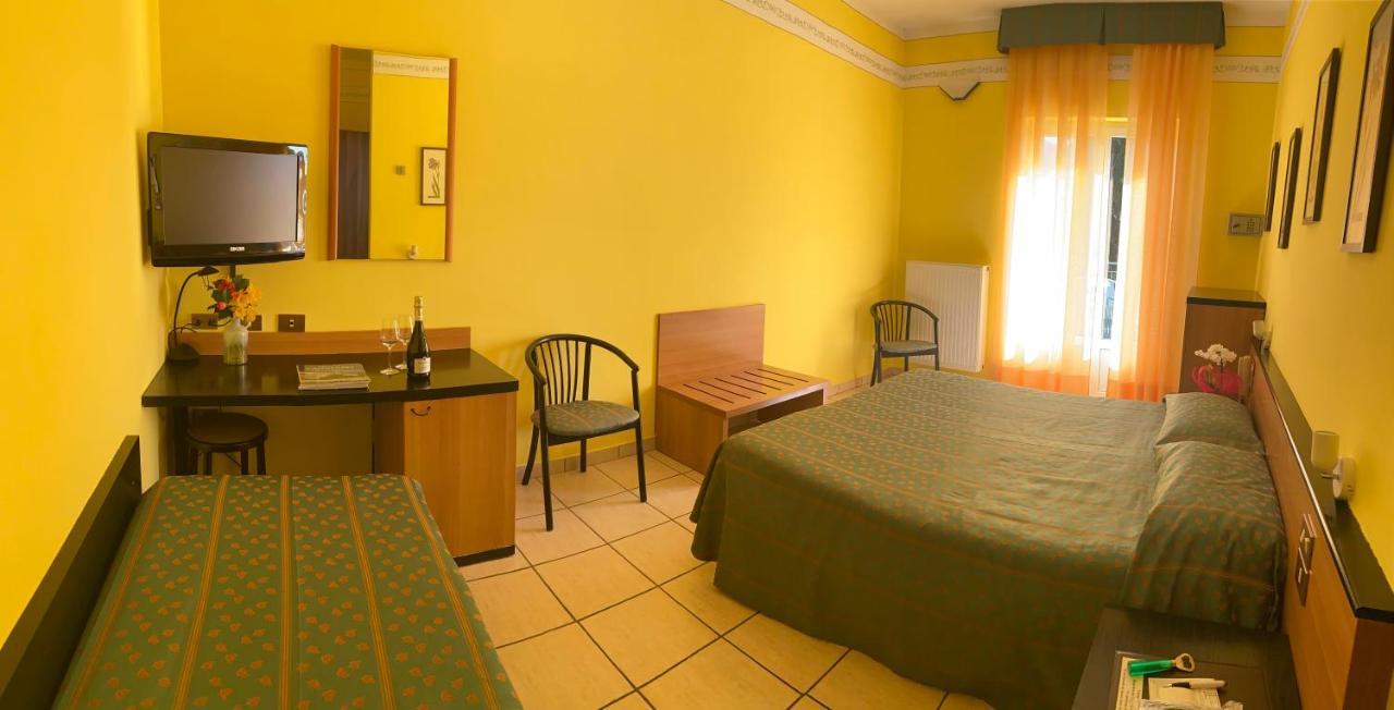 Hotel Del Fiume Cannobio Exteriör bild
