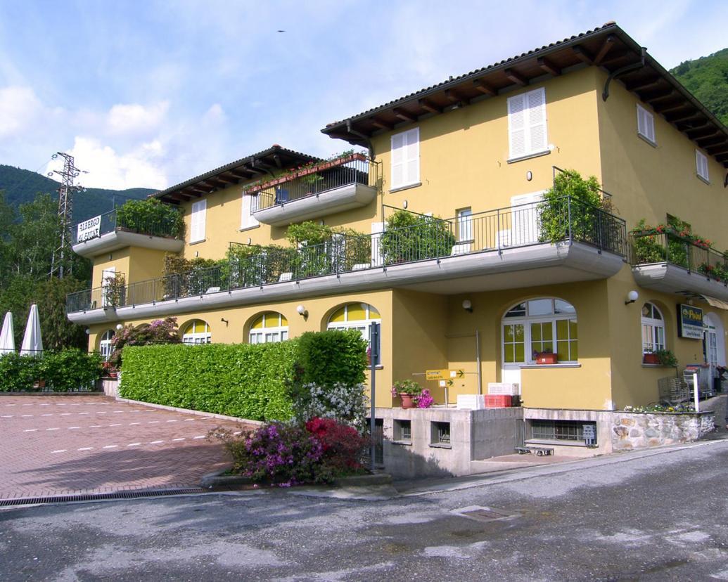 Hotel Del Fiume Cannobio Exteriör bild